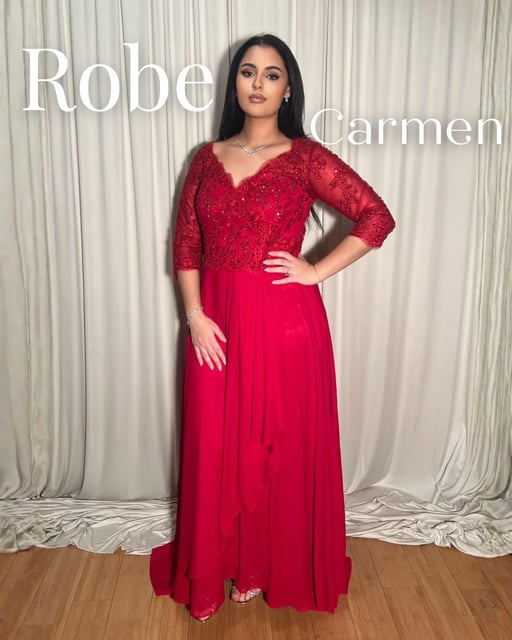 Carmen, robe
